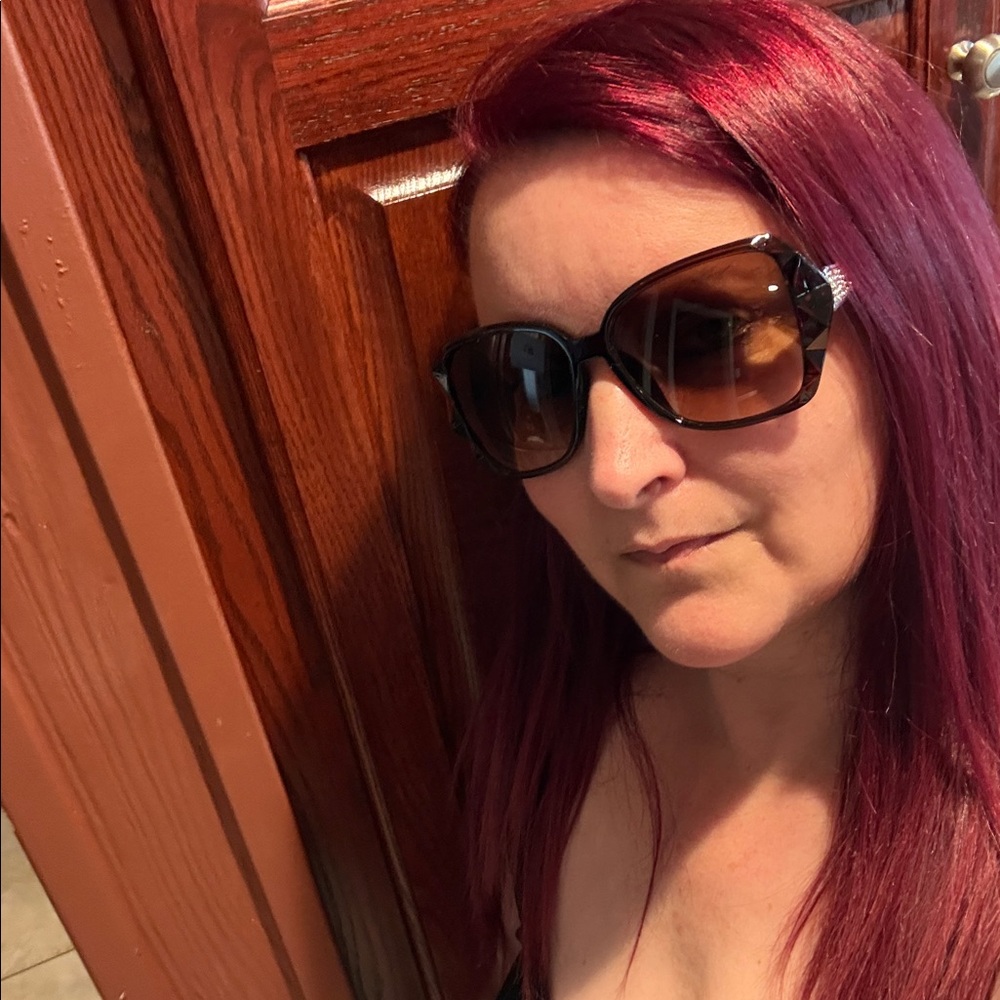 Chic Sunglasses - Picture 6 of 6
